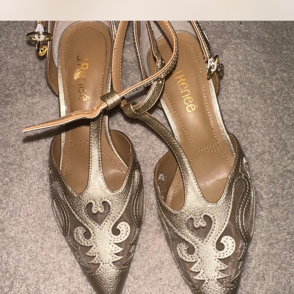 J. Reneé Lisha T-strap pumps - Picture 6 of 7